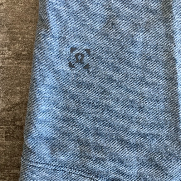 Lululemon Evolution Polo - See Measurements - Picture 4 of 4